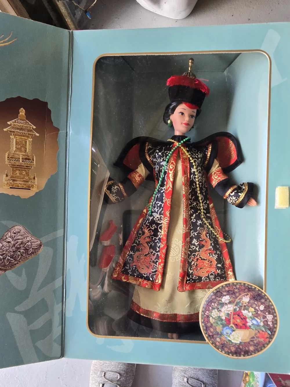 Barbie Chinese Empress Collector Edition Doll Box - Pink
